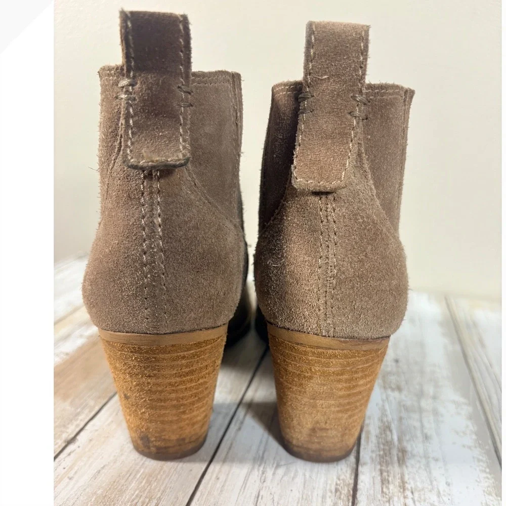 Dolce‎ Vita Brown Suede Western Ankle Boots Stacked Block Heel Booties Size 7.5
